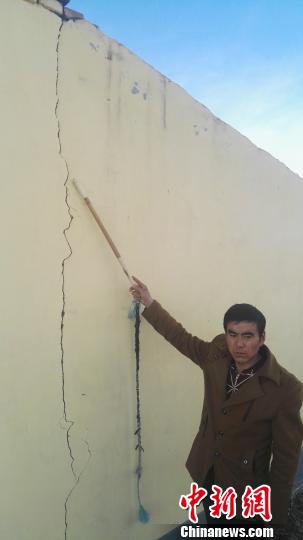 ͼΪ��Դ�ر�ɽ����̨�ϴ�����ķ��ݡ��������� ��