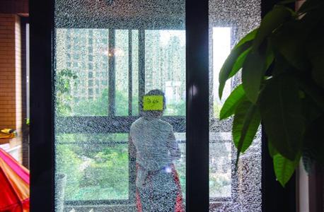 �ֻ�������ʱ�Ա���С��ҵ���������Ա���400���