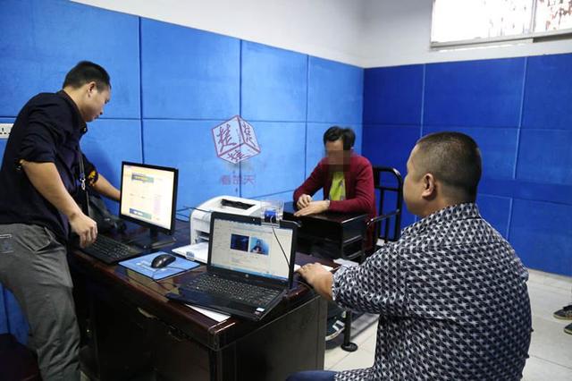 ��ʯ����������1�˱�ͱ�� �ɳ������绰Ȱ������