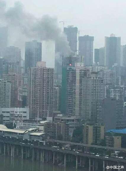 ����������һ�߲�סլ¥��� 40��ٱ��ֳ��˾�