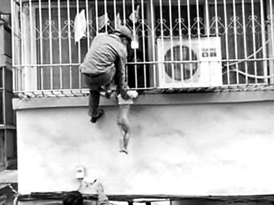 ����һŮͯ������¥������ �񹤴�����Э����Ԯ